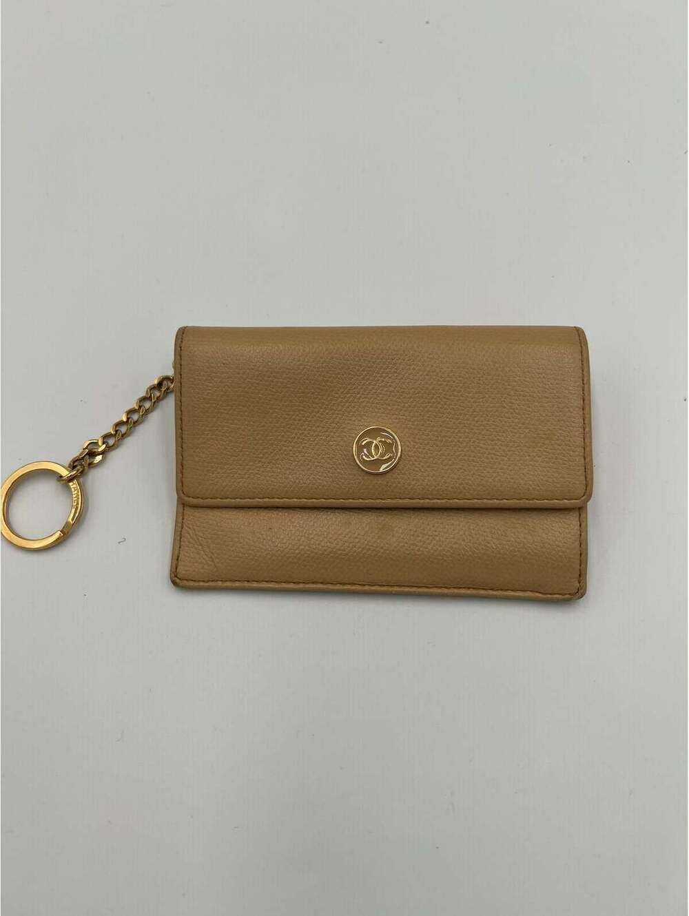 Chanel Beige Grained Leather CC Button Card Holder Key Case Pouch Gold Keyring